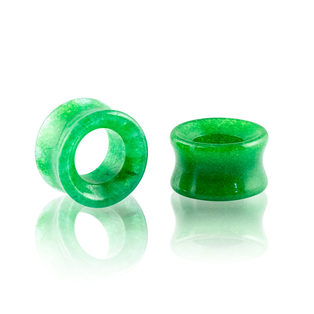 Dilatación o túnel de piedra de jade color verde para la oreja