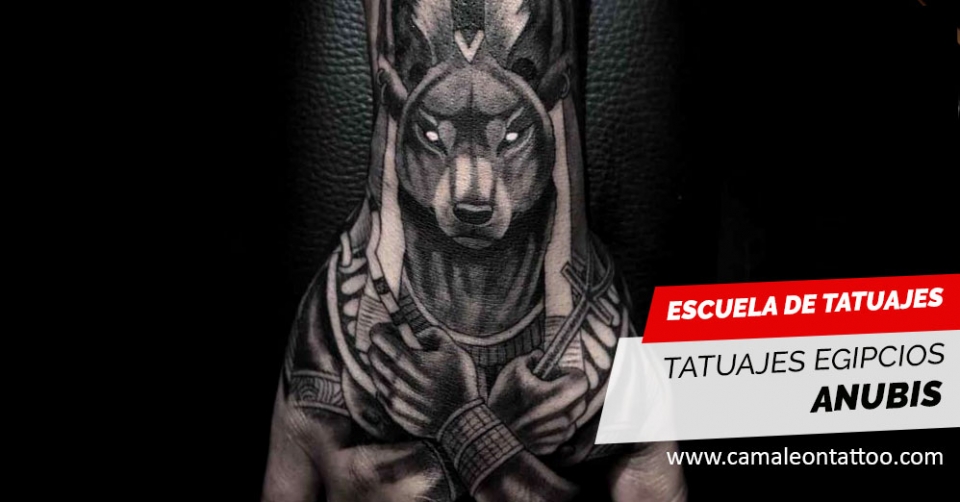 Tatuajes egipcios - Dios Anubis